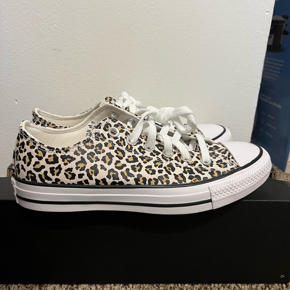Leopard Low Top Converse All stars